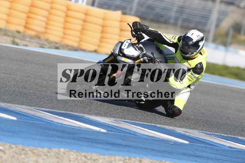 /Archiv-2024/02 29.01.-02.02.2024 Moto Center Thun Jerez/Gruppe gruen-green/65